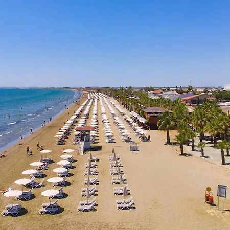 Apartamento Mackenzie Larnaca