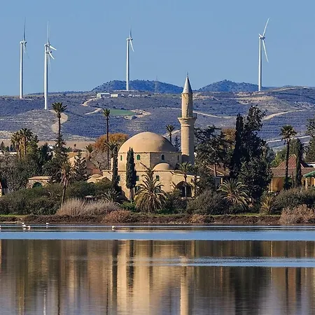 Mackenzie Apartment Larnaca